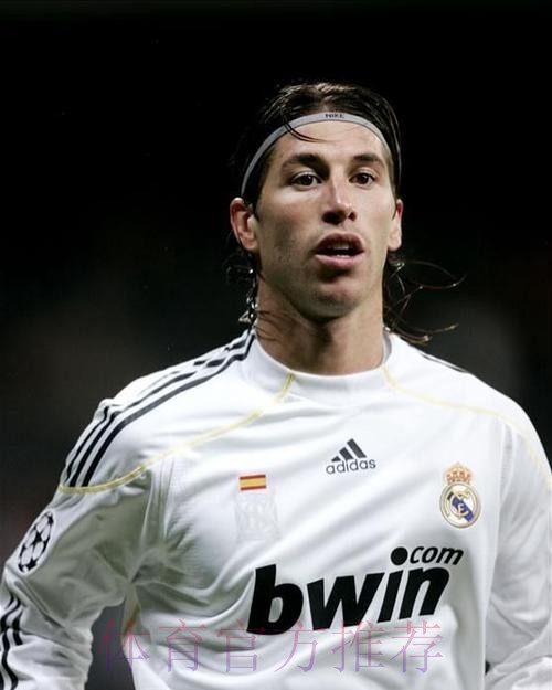 拉莫斯迎来加盟皇马15周年纪念日　荣誉缠身